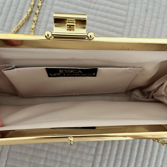 Beige satin evening bag - Picture 5 of 6